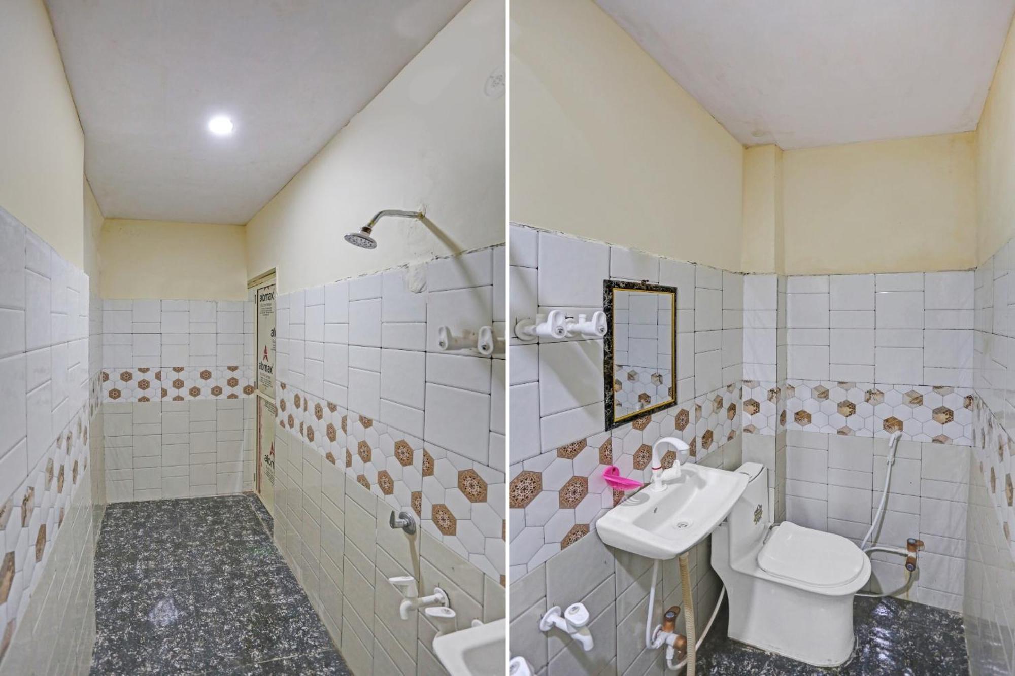 Hotel O Royal Palace Guest House Near Vishwa Vidyalaya Metro Station Új-Delhi Kültér fotó